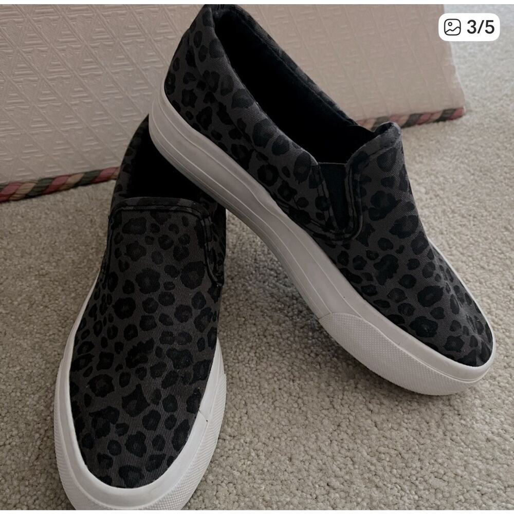 Restricted Black and Gray Cheetah Print Platform Slip On Sneakers Women's Sz 7 - Picture 2 of 7